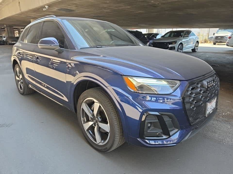 Used 2023 Audi Q5 2.0T Premium Plus w/ Premium Plus Package AWD/4WD image 4