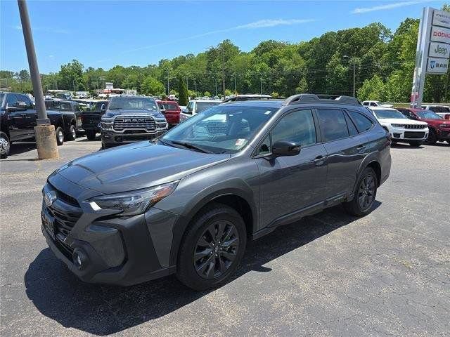 Used 2025 Subaru Outback Onyx Edition AWD/4WD image 8