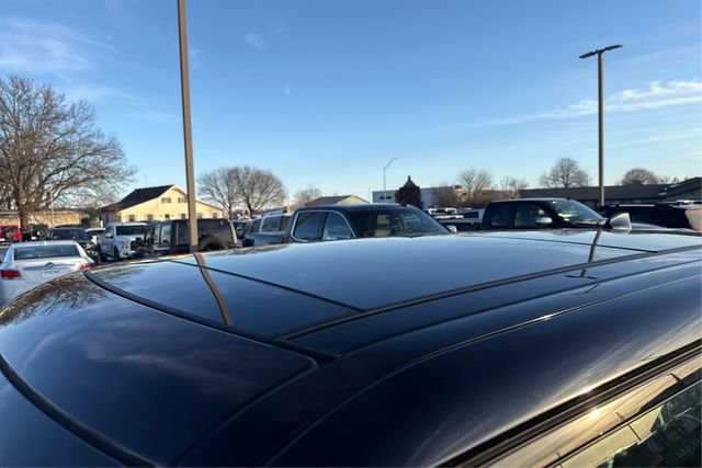 Used 2021 Land Rover Range Rover Sport HST image 11