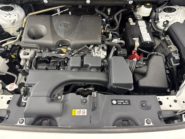 Used 2024 Toyota RAV4 Adventure AWD/4WD image 17