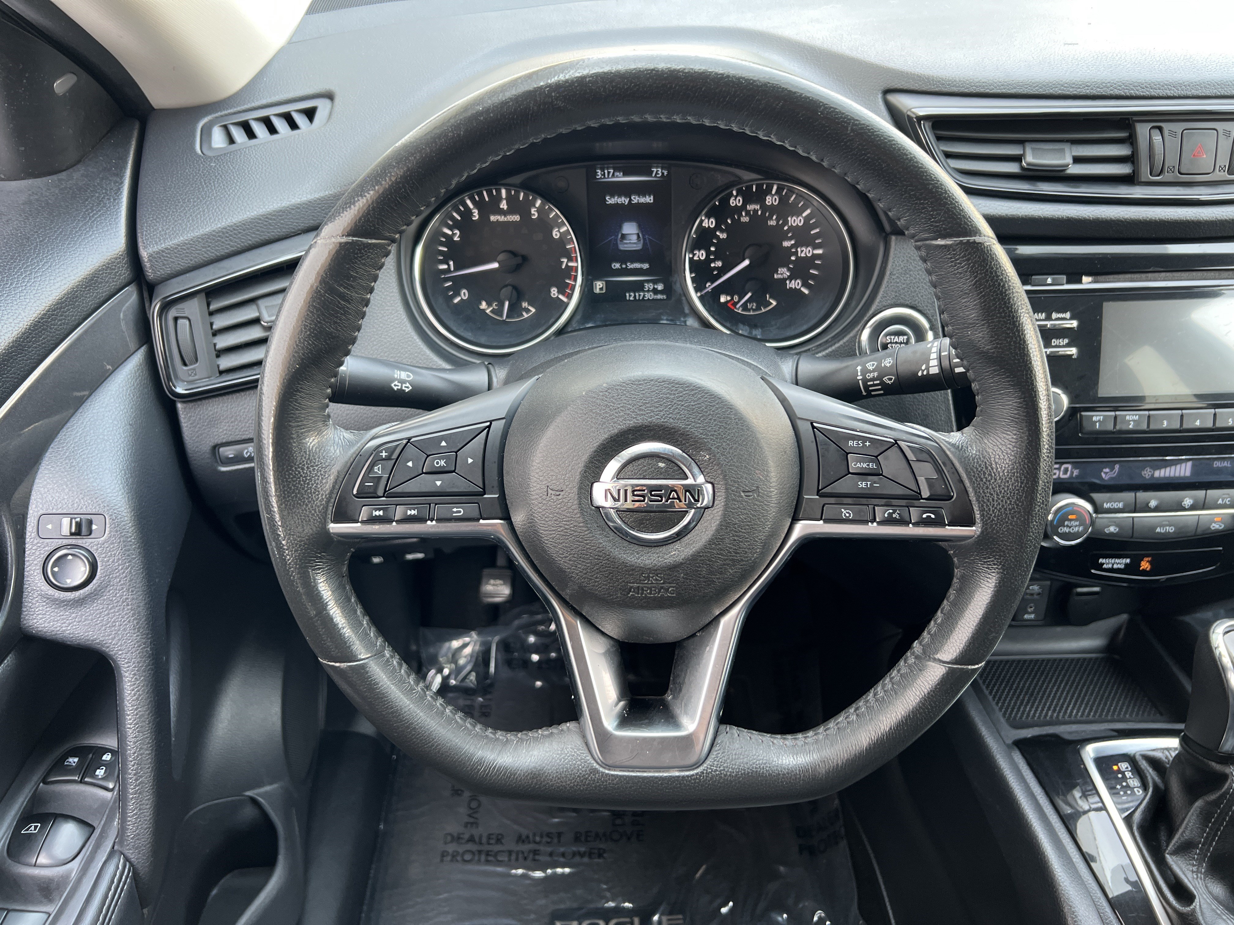 Used 2017 Nissan Rogue SV AWD/4WD image 24