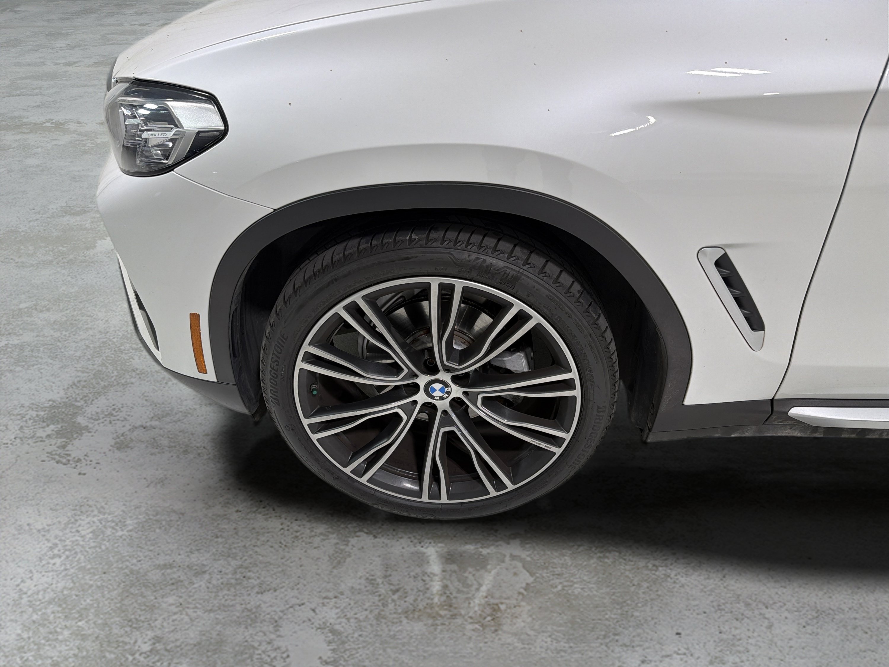 Used 2022 BMW X3 sDrive30i w/ Premium Package 2 RWD image 9