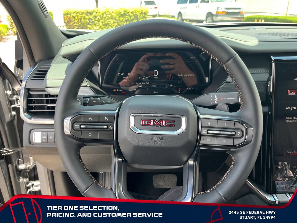 New 2026 GMC Acadia AT4 w/ Luxury Package AWD/4WD image 18