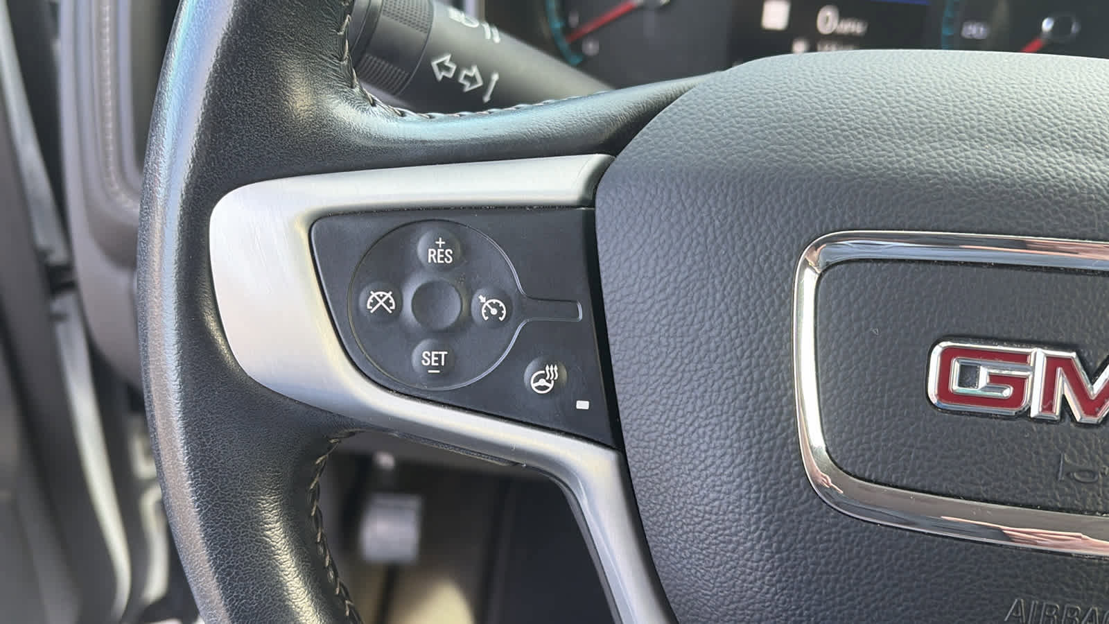 Certified 2022 GMC Canyon Elevation w/ Elevation Premium Package image 11