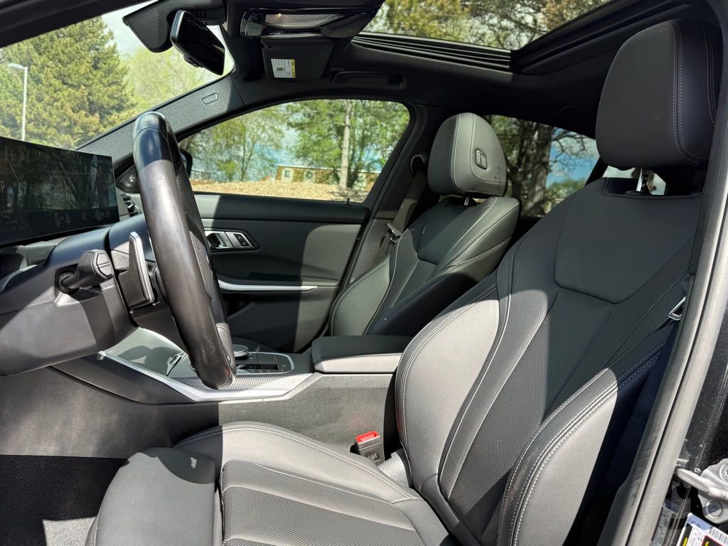 Used 2023 BMW 330i xDrive Sedan w/ M Sport Package image 17