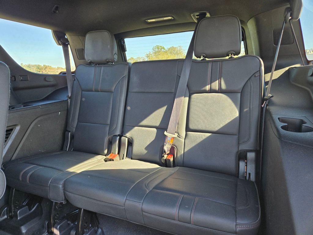 Used 2022 Chevrolet Tahoe RST w/ Luxury Package AWD/4WD image 42