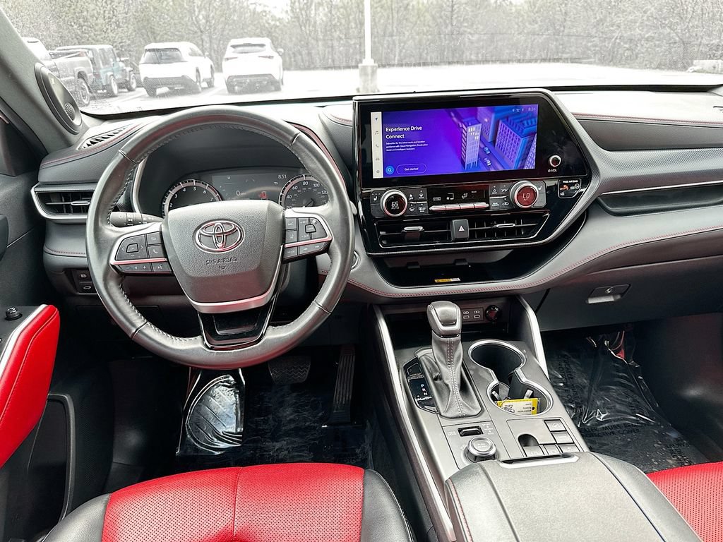 Used 2023 Toyota Highlander XSE AWD/4WD image 30