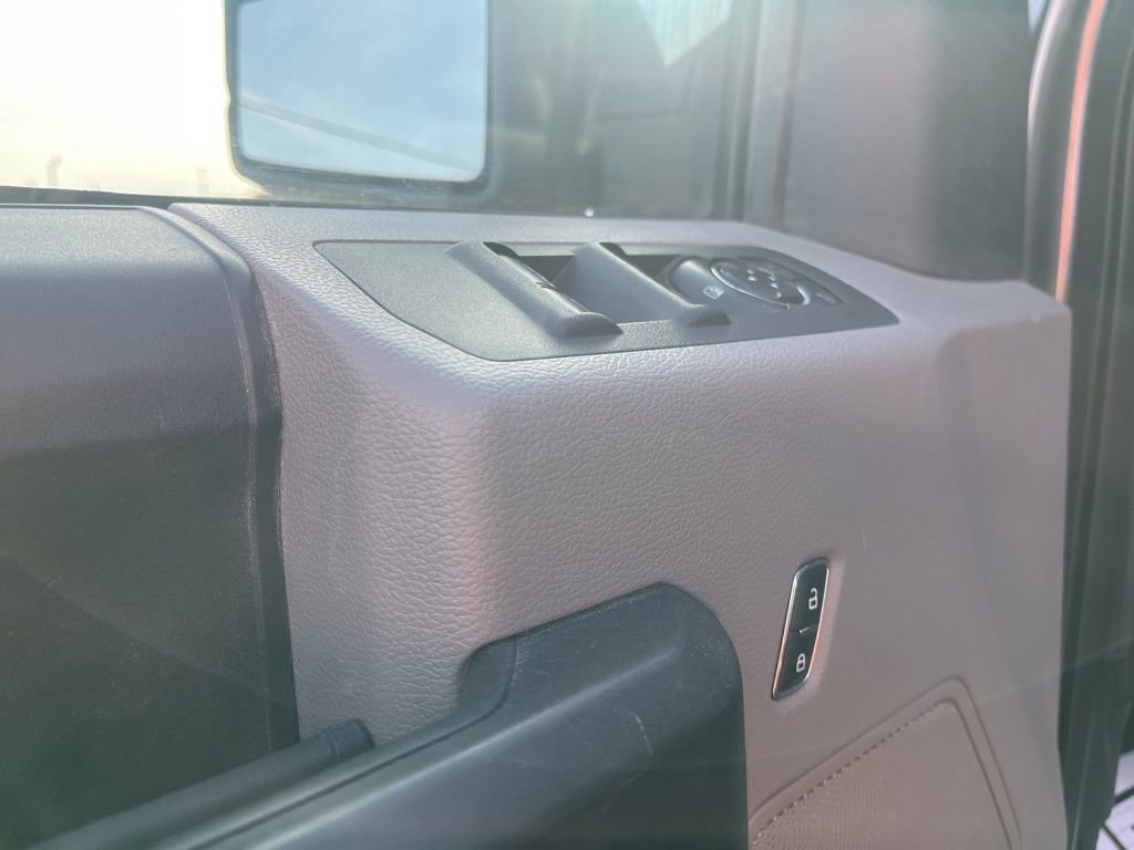 Used 2015 Ford F150 XL w/ Equipment Group 101A Mid image 12