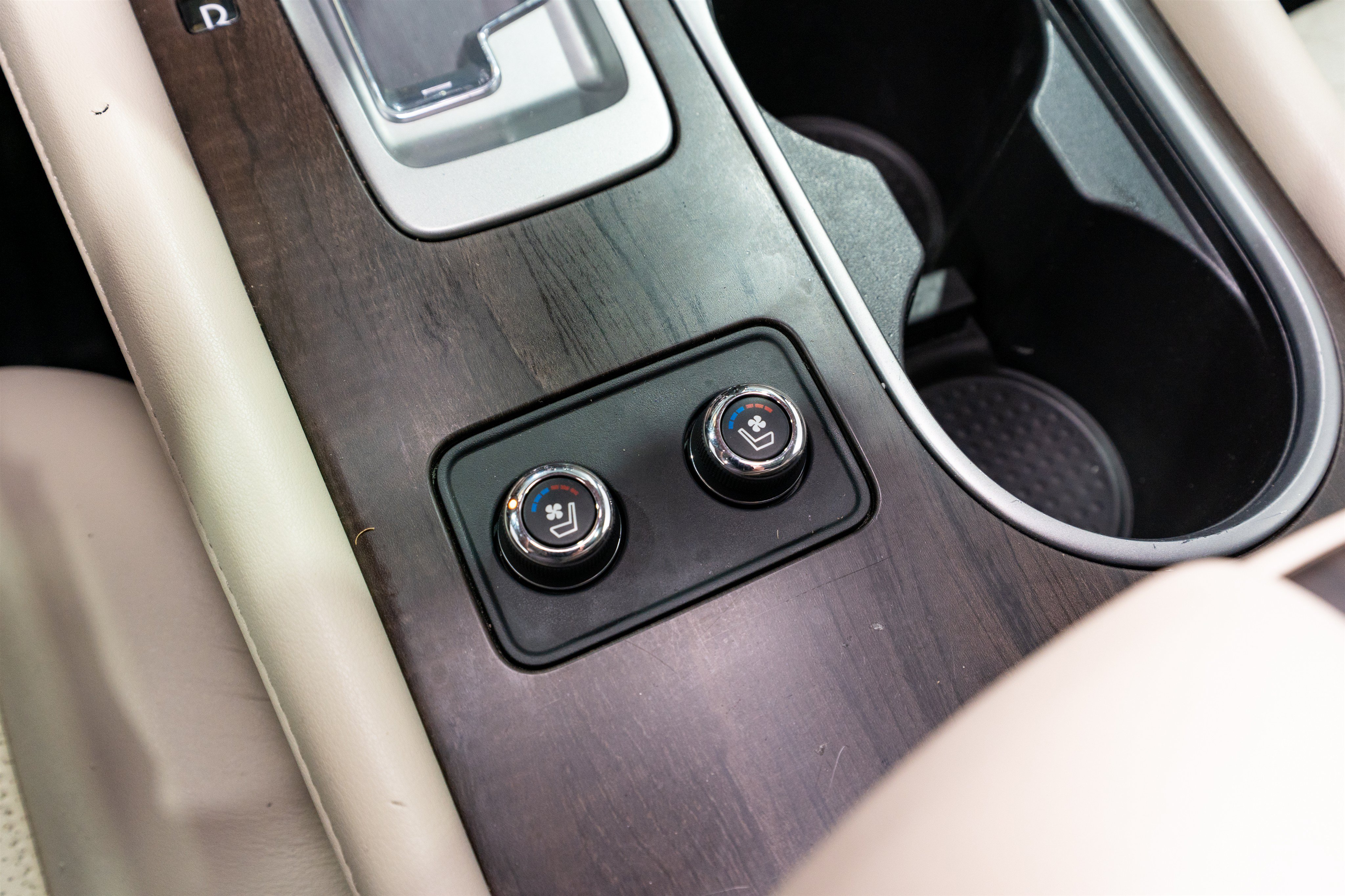 Used 2020 Nissan Murano Platinum FWD image 23