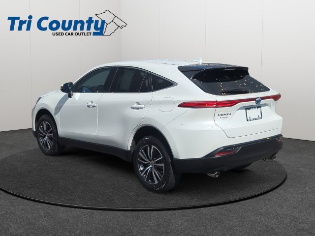 Certified 2024 Toyota Venza LE AWD/4WD image 6