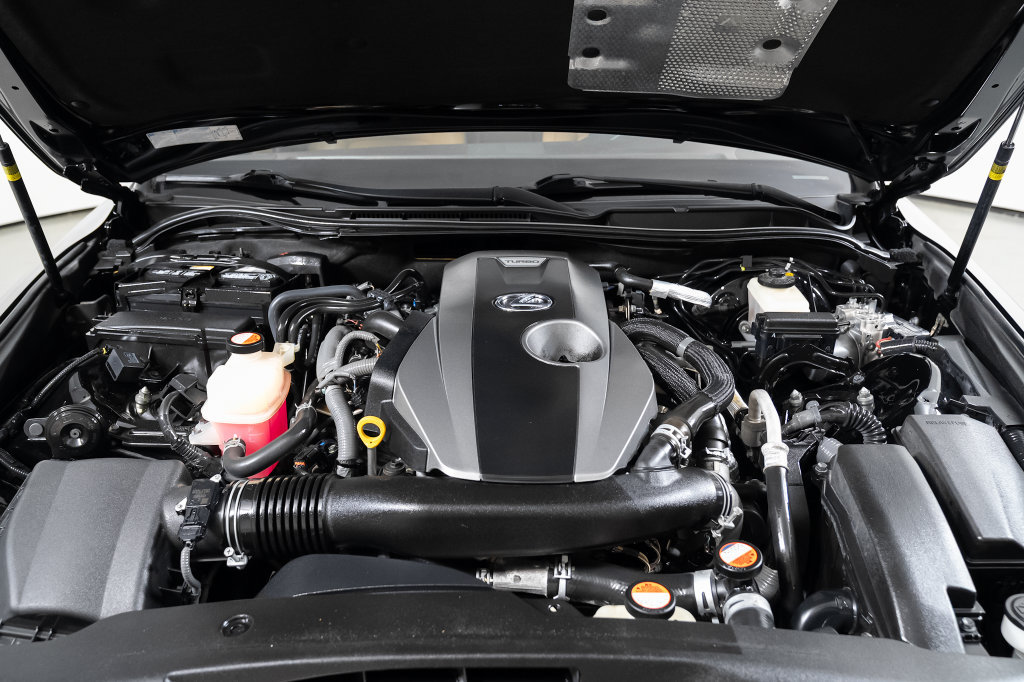 Used 2016 Lexus IS 200t RWD image 36
