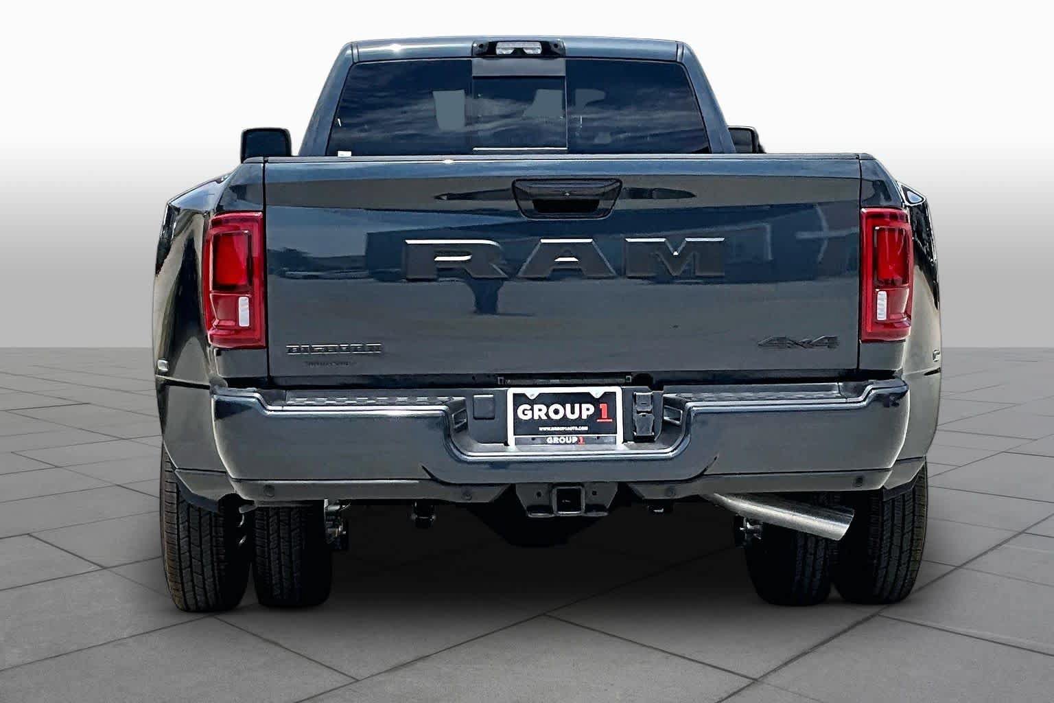 New 2026 RAM 3500 Big Horn AWD/4WD image 5
