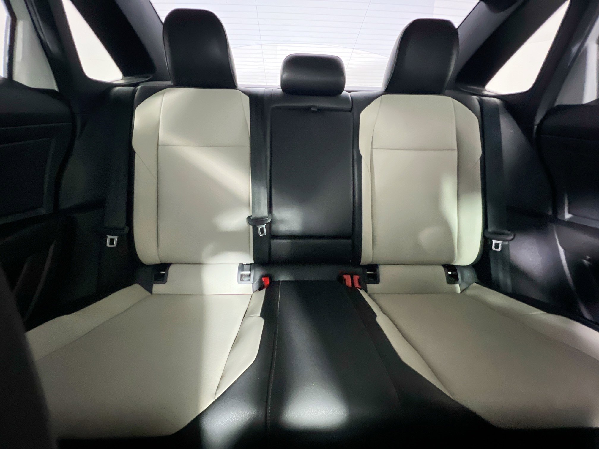 Used 2019 Volkswagen Jetta R-Line w/ R-Line Cold Weather Package FWD image 32
