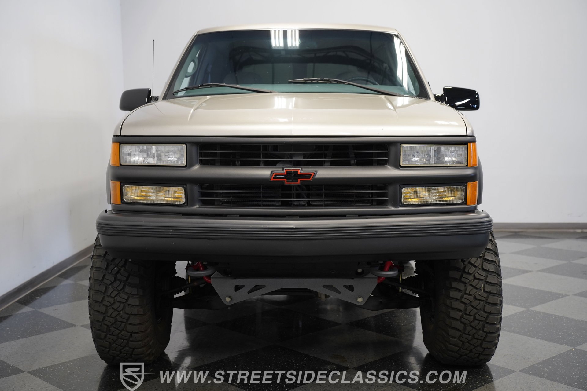 Used 1999 Chevrolet Tahoe 4WD 2-Door w/ Preferred Equipment Group image 17