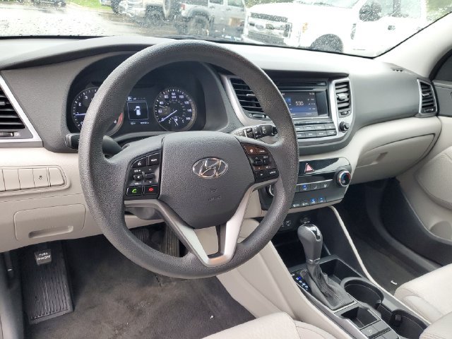Used 2017 Hyundai Tucson SE FWD image 12
