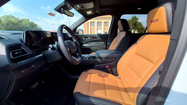 New 2027 Chevrolet Traverse Z71 w/ Enhanced Driving Package AWD/4WD image 18