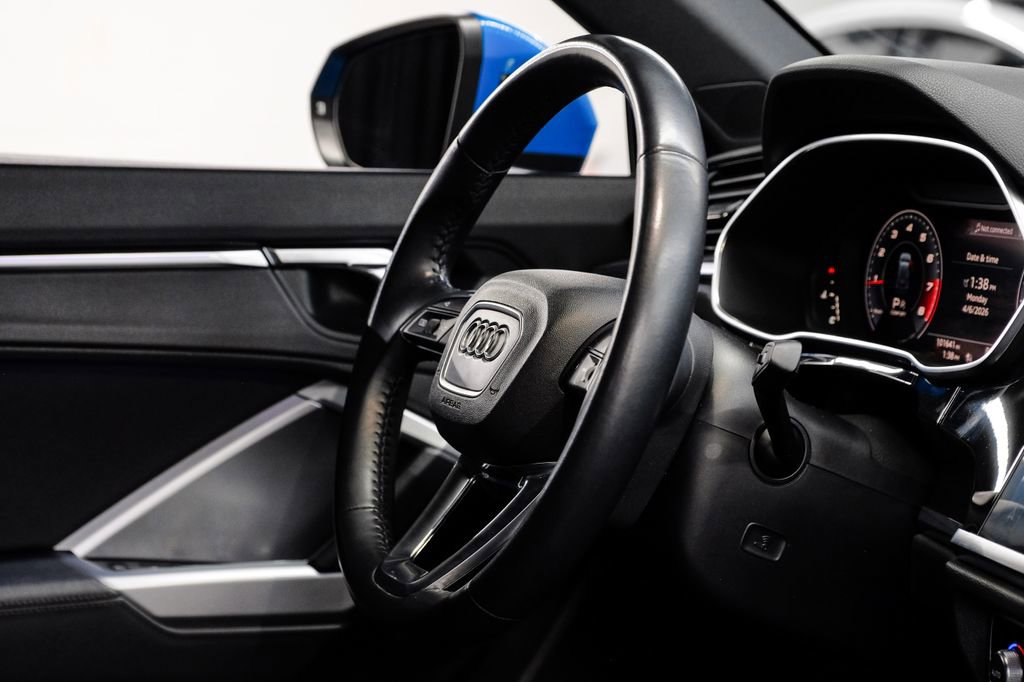 Used 2020 Audi Q3 2.0T Prestige AWD/4WD image 21