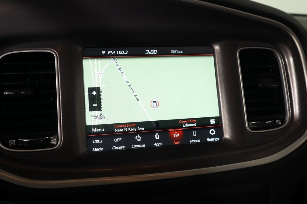 Used 2021 Dodge Charger SXT w/ Driver Convenience Group image 7