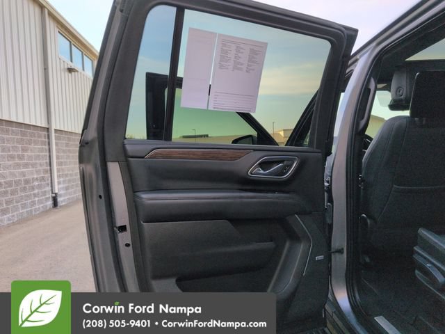 Used 2021 Chevrolet Suburban High Country AWD/4WD image 24