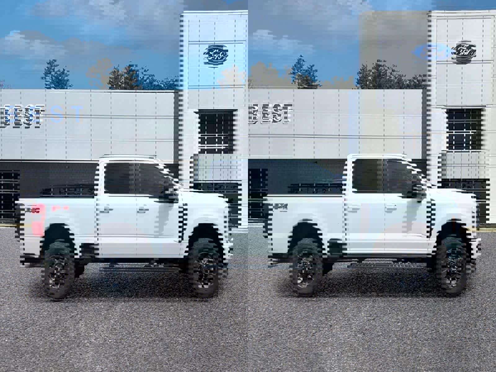 Used 2024 Ford F250 Lariat w/ Sport Appearance Package AWD/4WD image 4