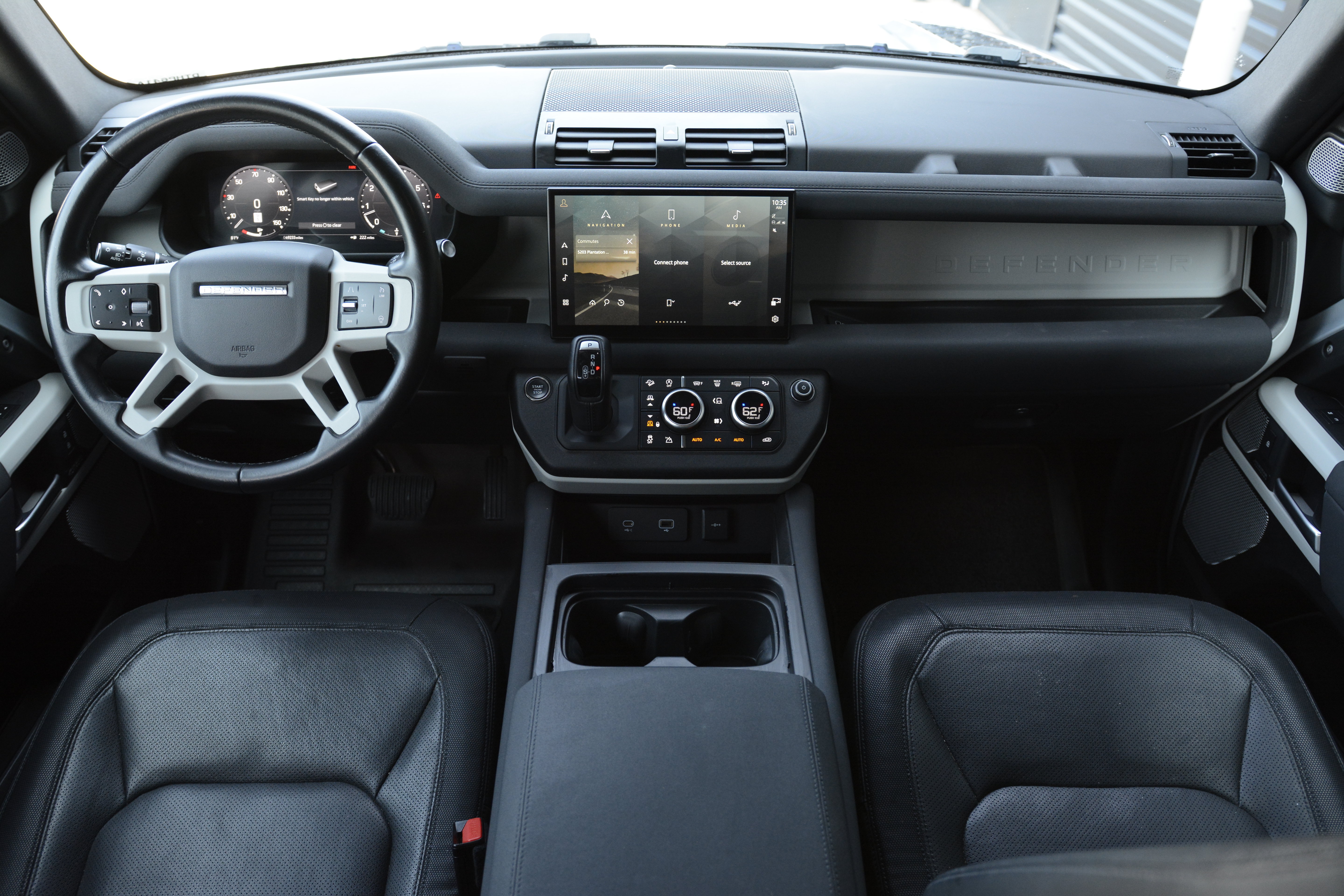 Certified 2023 Land Rover Defender 130 X-Dynamic SE AWD/4WD image 16
