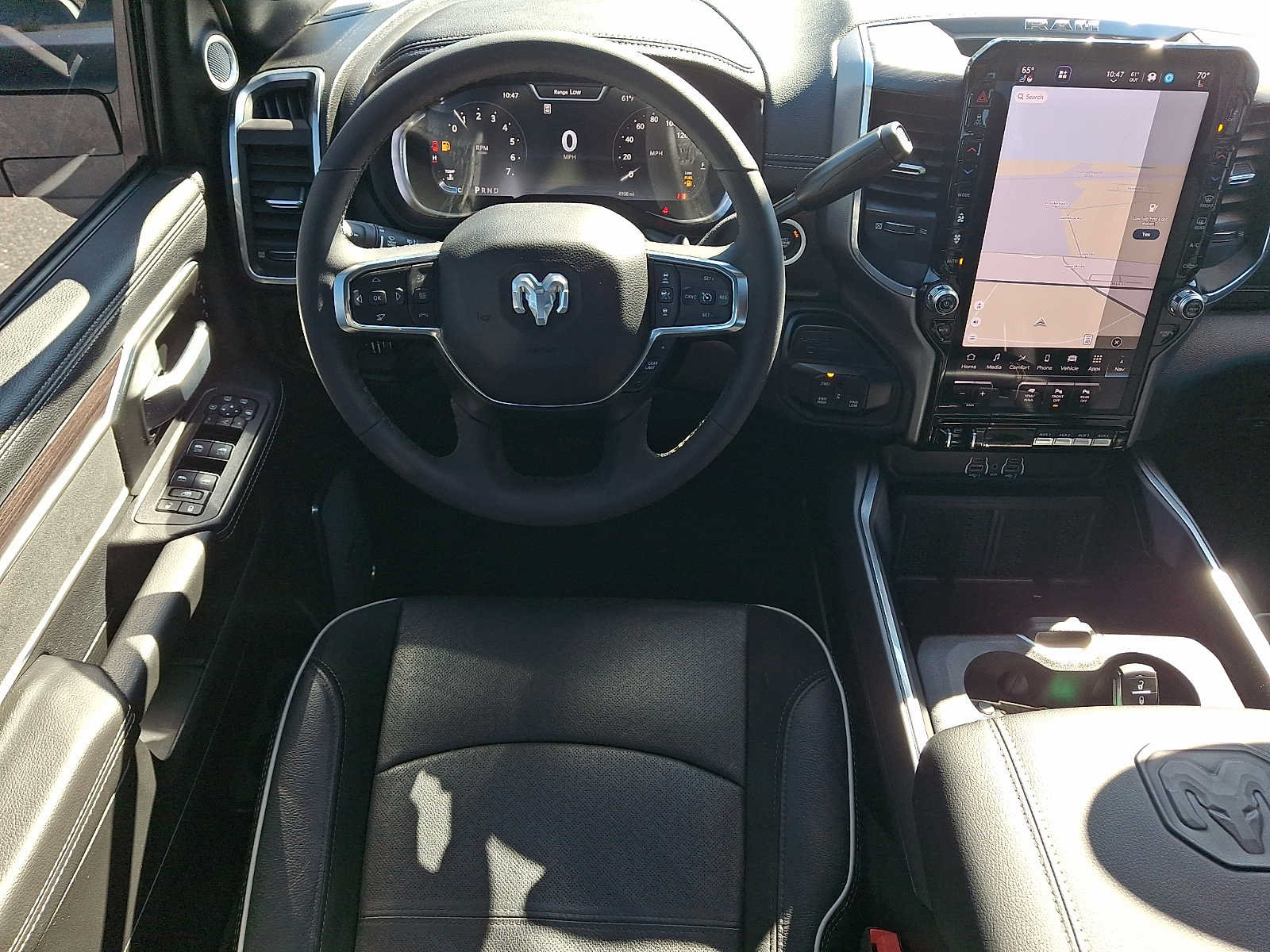 Used 2026 RAM 2500 Laramie AWD/4WD image 12