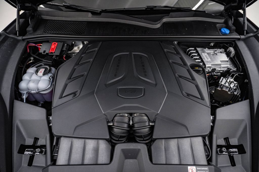 New 2026 Porsche Cayenne S AWD/4WD image 29