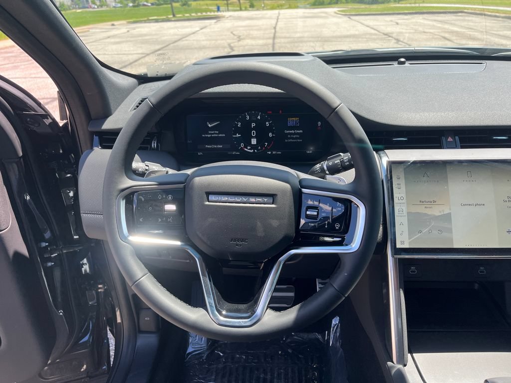 New 2026 Land Rover Discovery Sport Landmark AWD/4WD image 14
