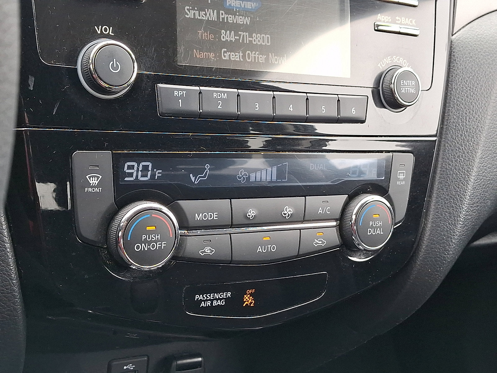 Used 2016 Nissan Rogue SV image 15