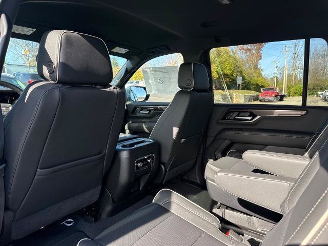 New 2026 GMC Yukon XL Elevation AWD/4WD image 12