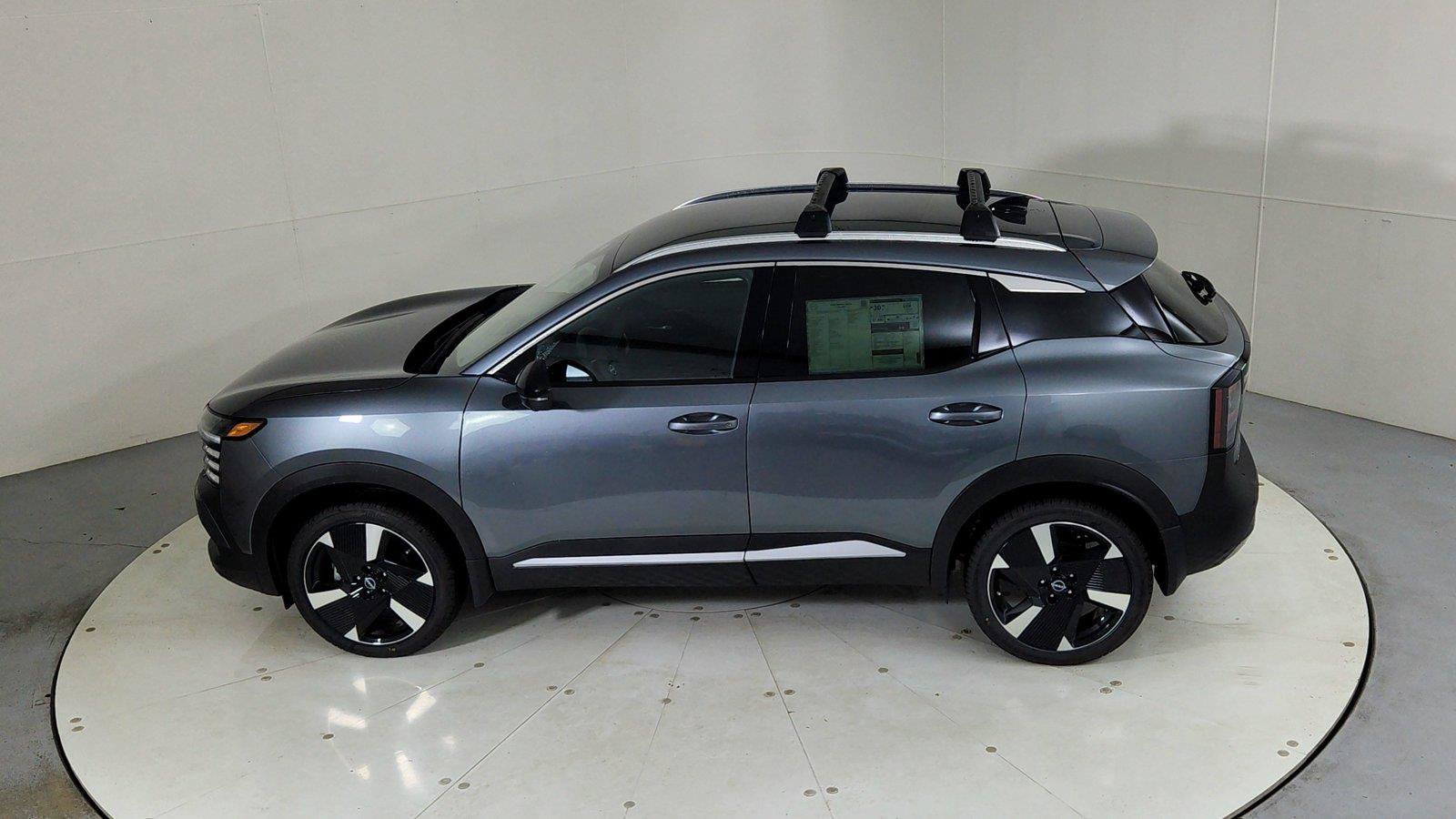 Used 2026 Nissan Kicks SR w/ Illumination Package AWD/4WD image 39