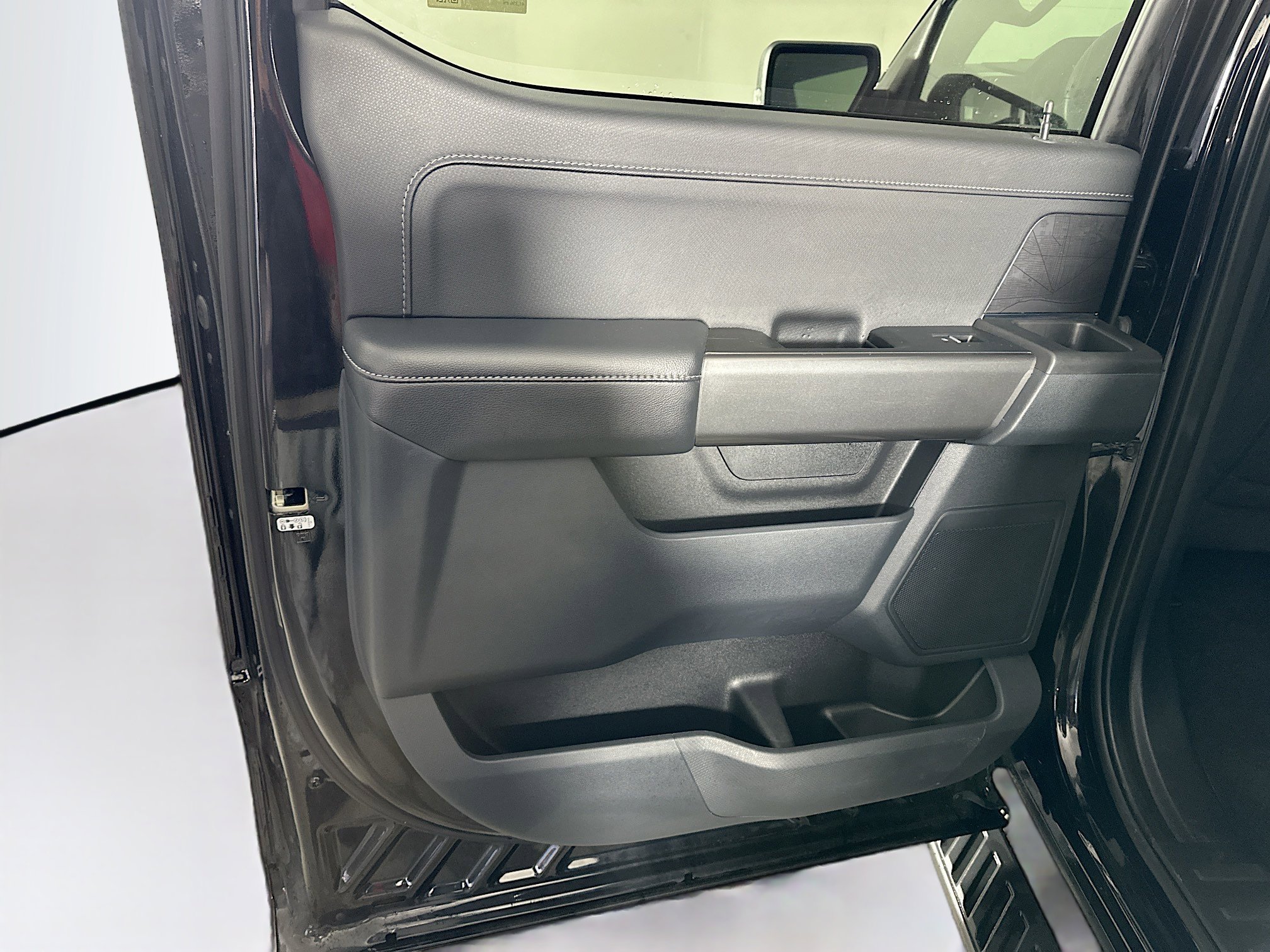 Used 2023 Ford F150 XLT w/ Equipment Group 302A High image 27