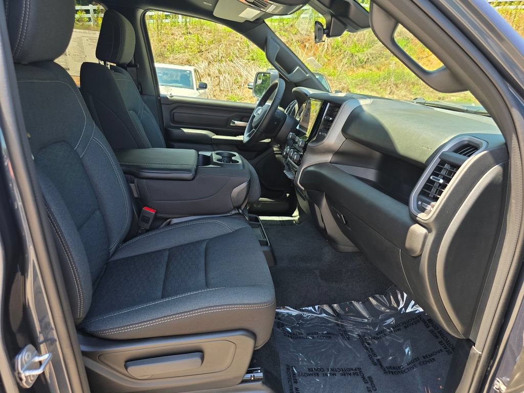 New 2026 RAM 1500 Warlock AWD/4WD image 24
