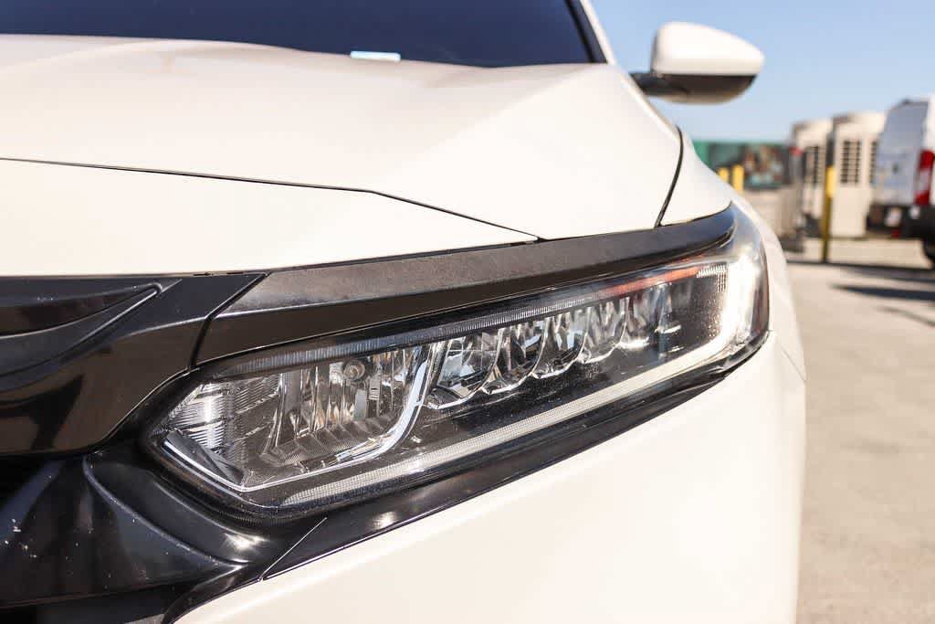 Used 2018 Honda Accord LX image 7