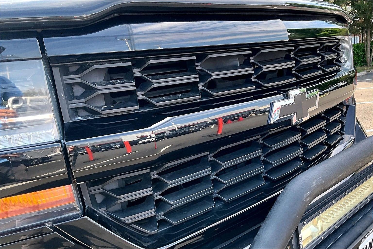 Used 2018 Chevrolet Silverado 1500 Custom w/ Custom Value Package AWD/4WD image 26