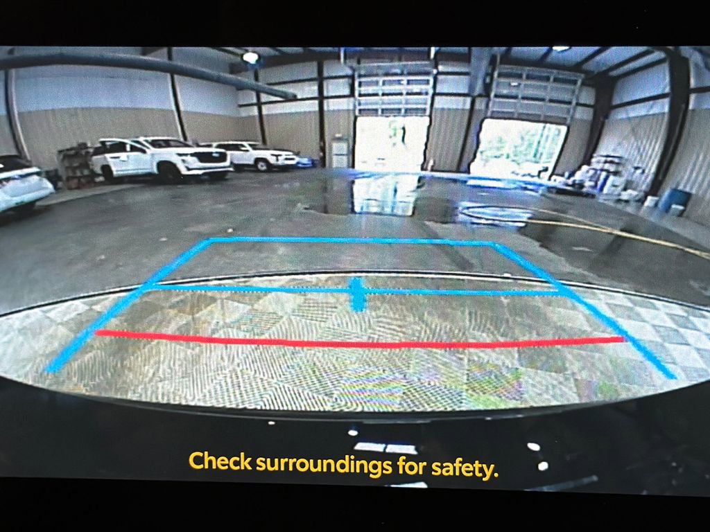 Used 2025 Toyota Prius Plug-In Hybrid image 29