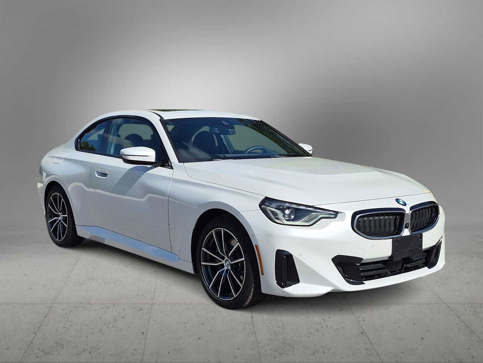 Used 2025 BMW 230i xDrive Coupe w/ Premium Package AWD/4WD image 2