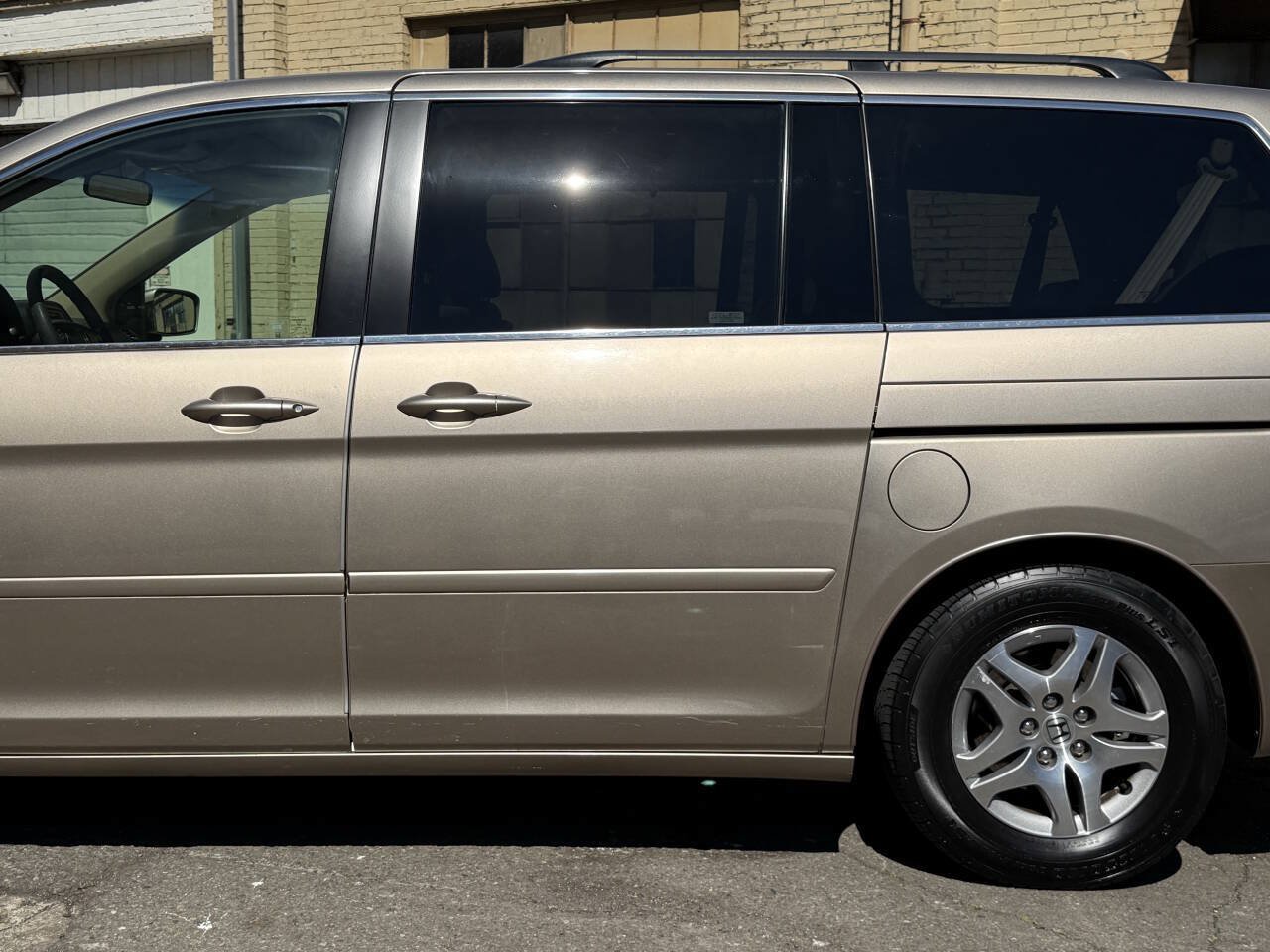 Used 2005 Honda Odyssey EX-L image 53