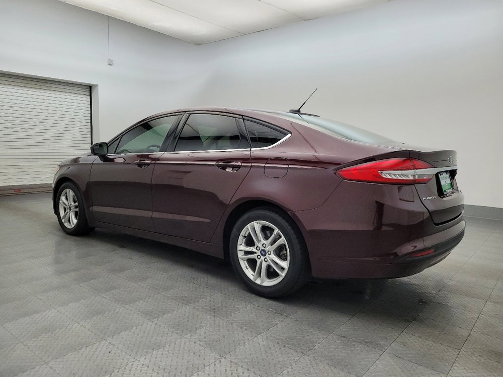 Used 2018 Ford Fusion SE w/ Fusion SE Technology Package image 3