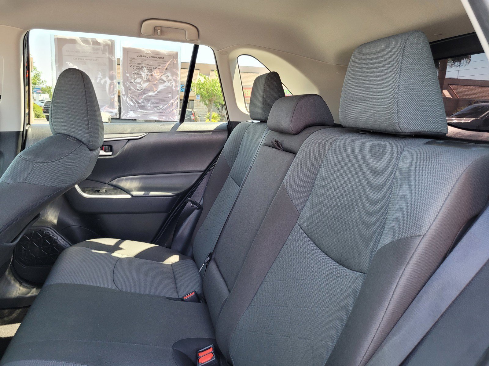Used 2025 Toyota RAV4 XLE AWD/4WD image 13