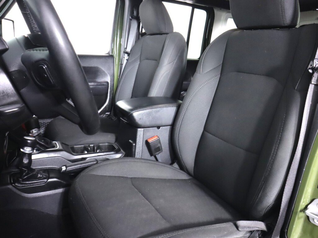Used 2023 Jeep Wrangler Unlimited AWD/4WD image 27