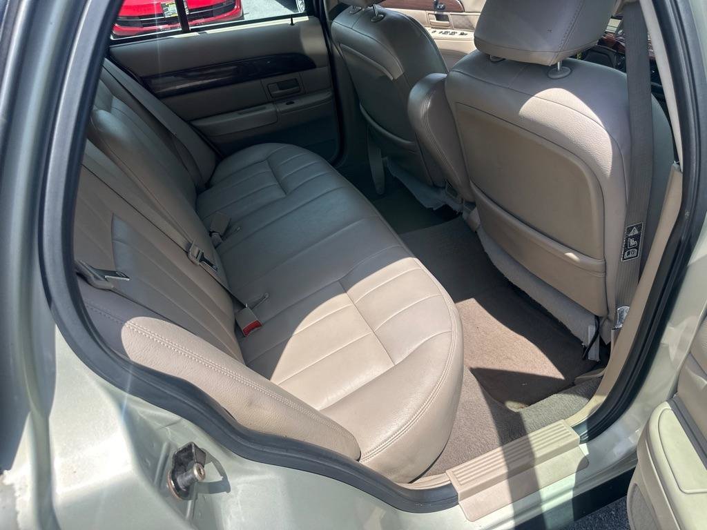Used 2004 Mercury Grand Marquis GS RWD image 40
