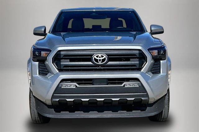 Used 2025 Toyota Tacoma SR5 image 3