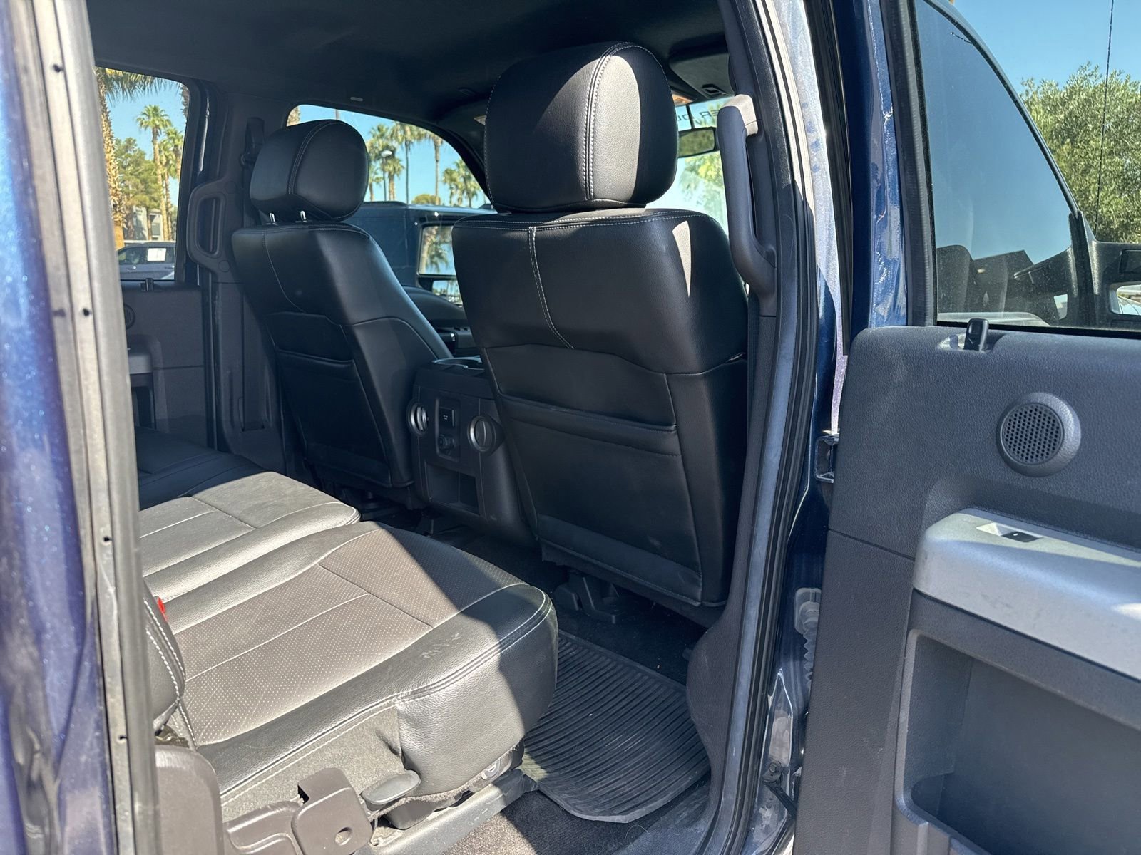 Used 2016 Ford F250 Lariat w/ Lariat Interior Package AWD/4WD image 14