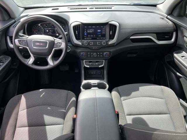 Used 2023 GMC Terrain SLE w/ Driver Convenience Package image 14