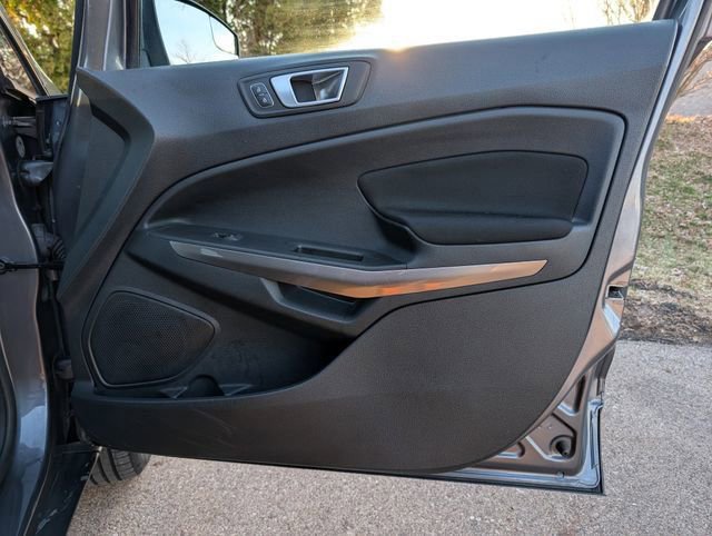 Used 2019 Ford EcoSport SE w/ Interior Protection Package AWD/4WD image 32