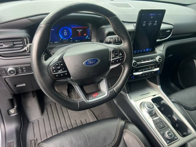 Used 2020 Ford Explorer ST w/ ST Street Pack AWD/4WD image 18