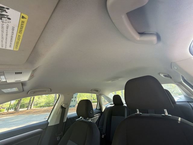 Used 2021 Volkswagen Jetta S image 22