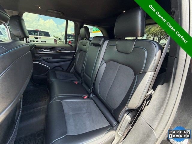 Used 2022 Jeep Grand Cherokee Trailhawk AWD/4WD image 6