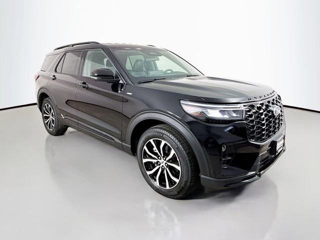 New 2026 Ford Explorer ST-Line image 1